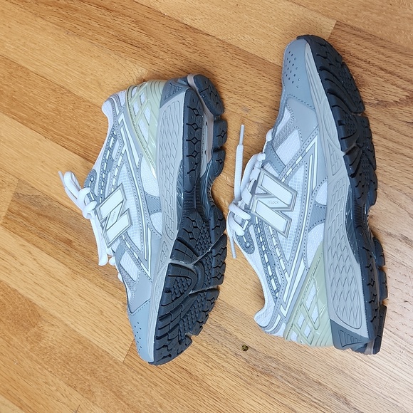 New Balance 1906N - Picture 7 of 10